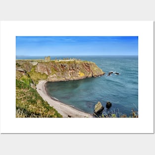 The ruins of Dunnottar Castle on the Aberdeenshire coastline, Scotland Posters and Art